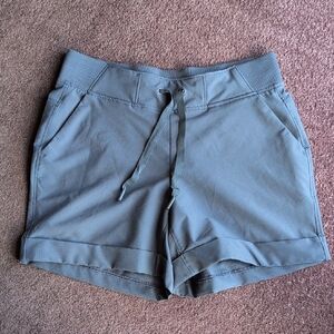 90 Degree By Reflex Gray Athletic Shorts Modern Fit